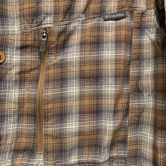 🥂HP🥂 Columbia Men’s Omni-Shade Shirt - Picture 3 of 4